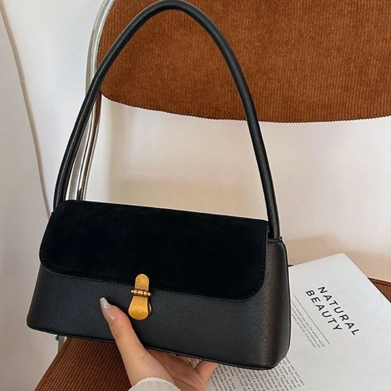 Luxury Bags Must Have - Elegante Borsa Fasciatoio da Donna di