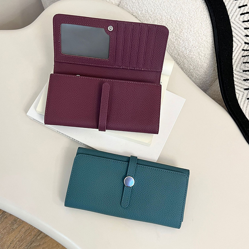 Portafoglio Lungo di Lusso in  - Luxury Bags Name For Women recensione e prezzo